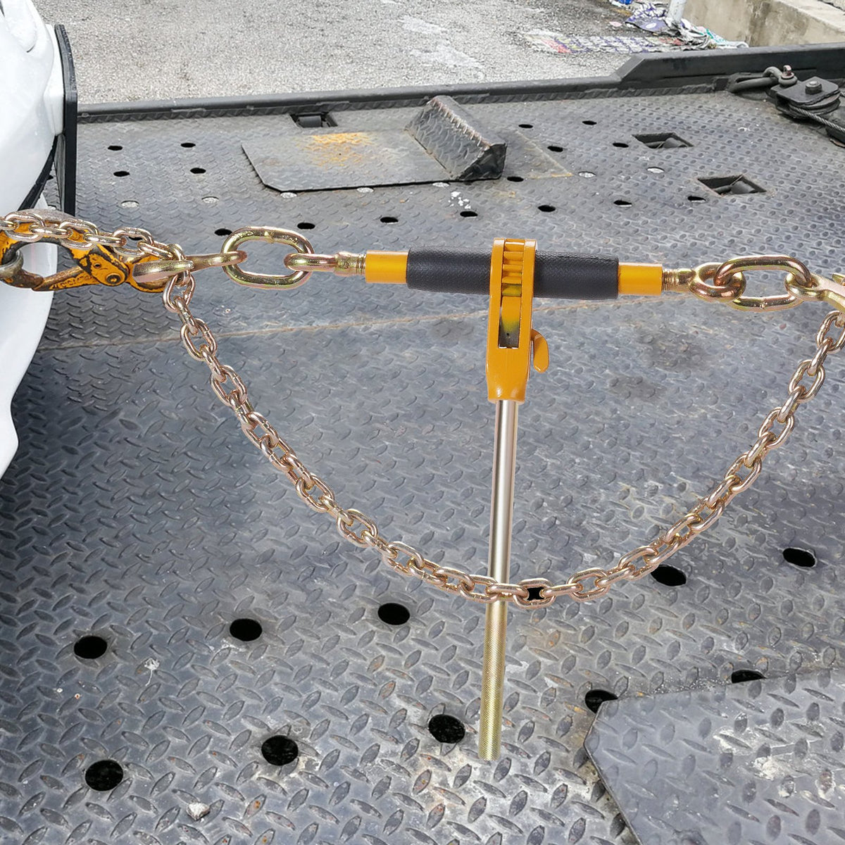 VEVOR Ratchet Chain Binder, 5/16"-3/8" Heavy Duty Load Binders, with G80 Hooks 7,100 lbs Secure Load Limit, Labor-saving Anti-skid Handle, Tie Down Hauling Chain Binders for Flatbed Truck Trailer, 4 P